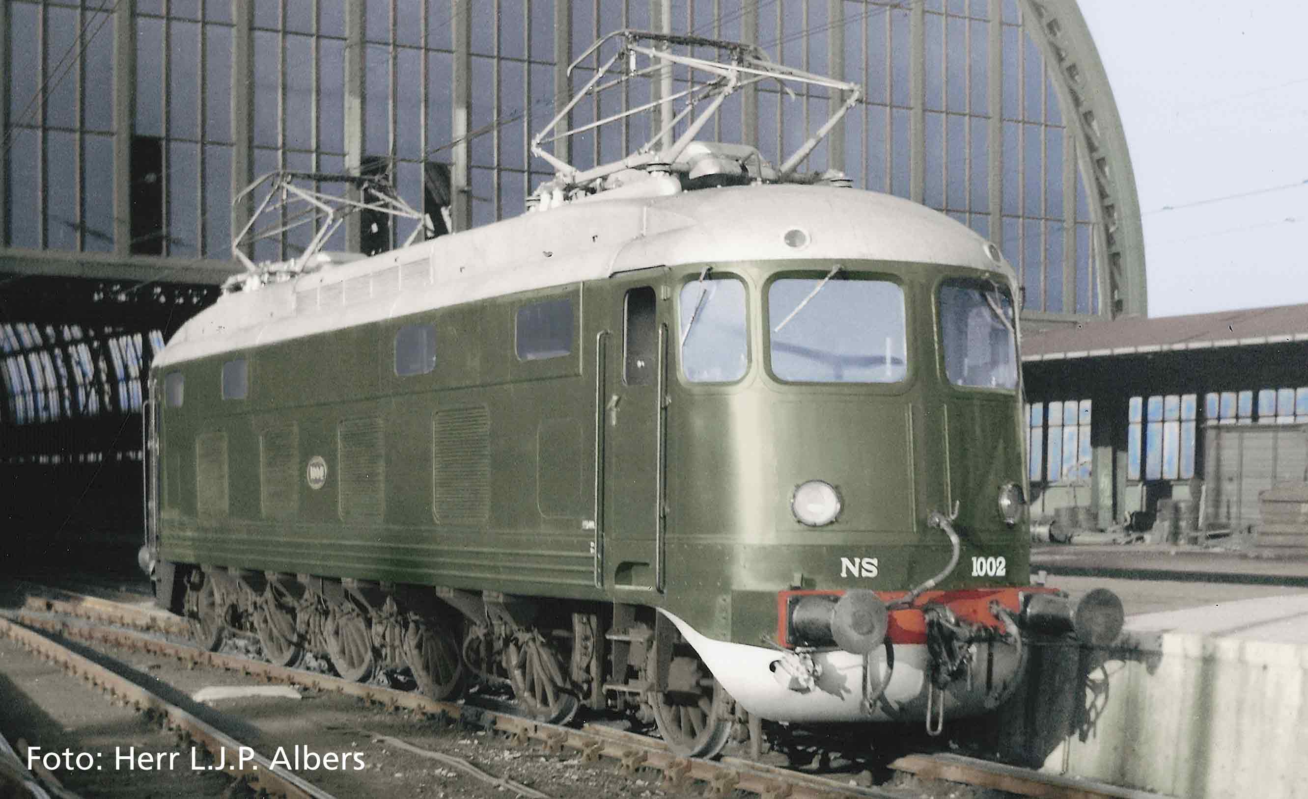 97503 NS E-Lok Rh1000 Ep.3 AC