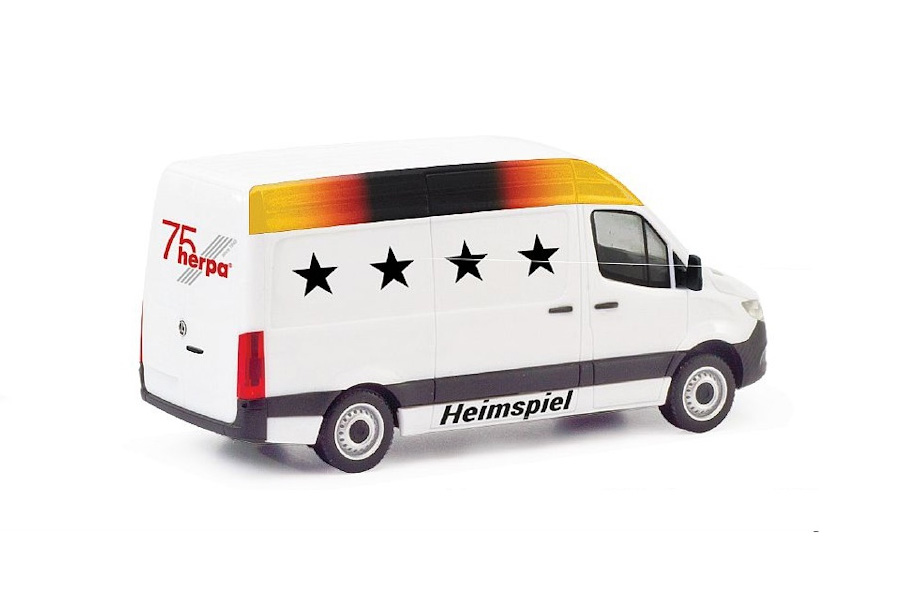 Herpa 958004 MB Sprinter´18 Kasten Heimspiel