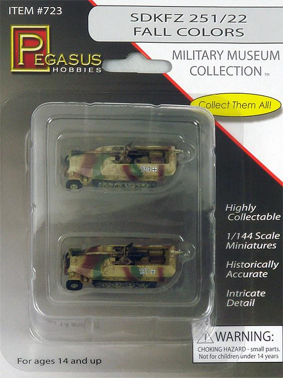 723 Sd.Kfz. 251/22 farbig, 2 Fertigmodelle