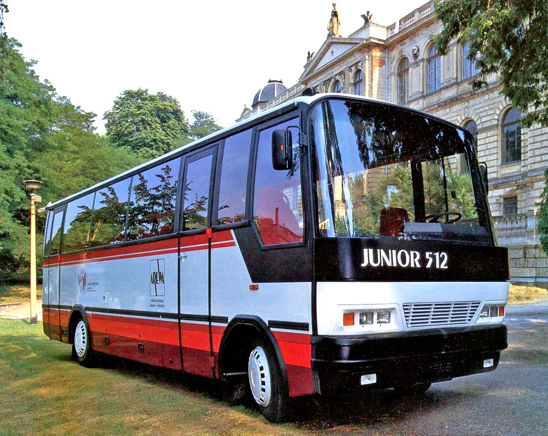 Podszun 1179 Jahrbuch Omnibusse 2026