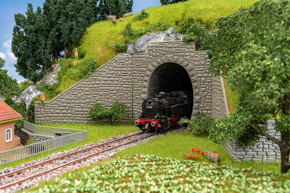 120576 2 Tunnelportale, 1-gleisig