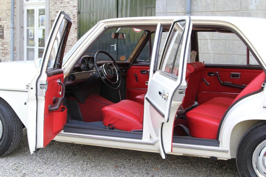 Norev 183763 MB 250 SE Limousine weiß (1965-1967)