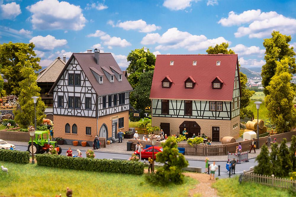 130147 Fachwerkhaus mit Wirtschaftsg