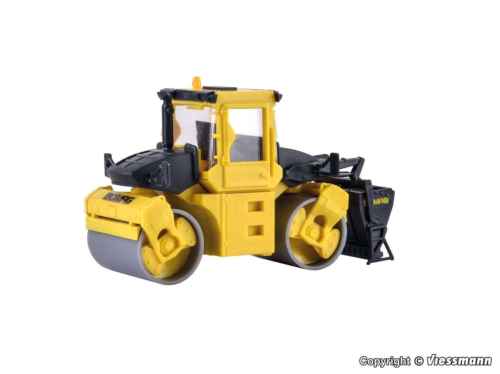 11558 Bomag BW 170 AD m. Splittstreuer BS 180