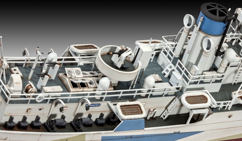 Revell 05132 Flower Class Corvette HMCS SNOWBERRY