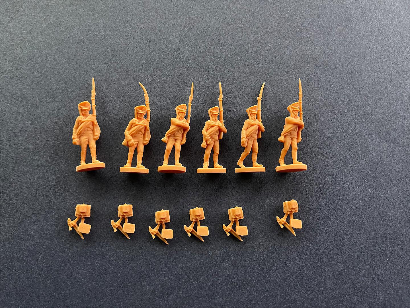 HäT - Hat Toy Soldiers 8350 Russische Infanterie, marschierend