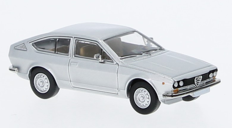 PCX870425 Alfa Romeo Alfetta GT silber (1974)