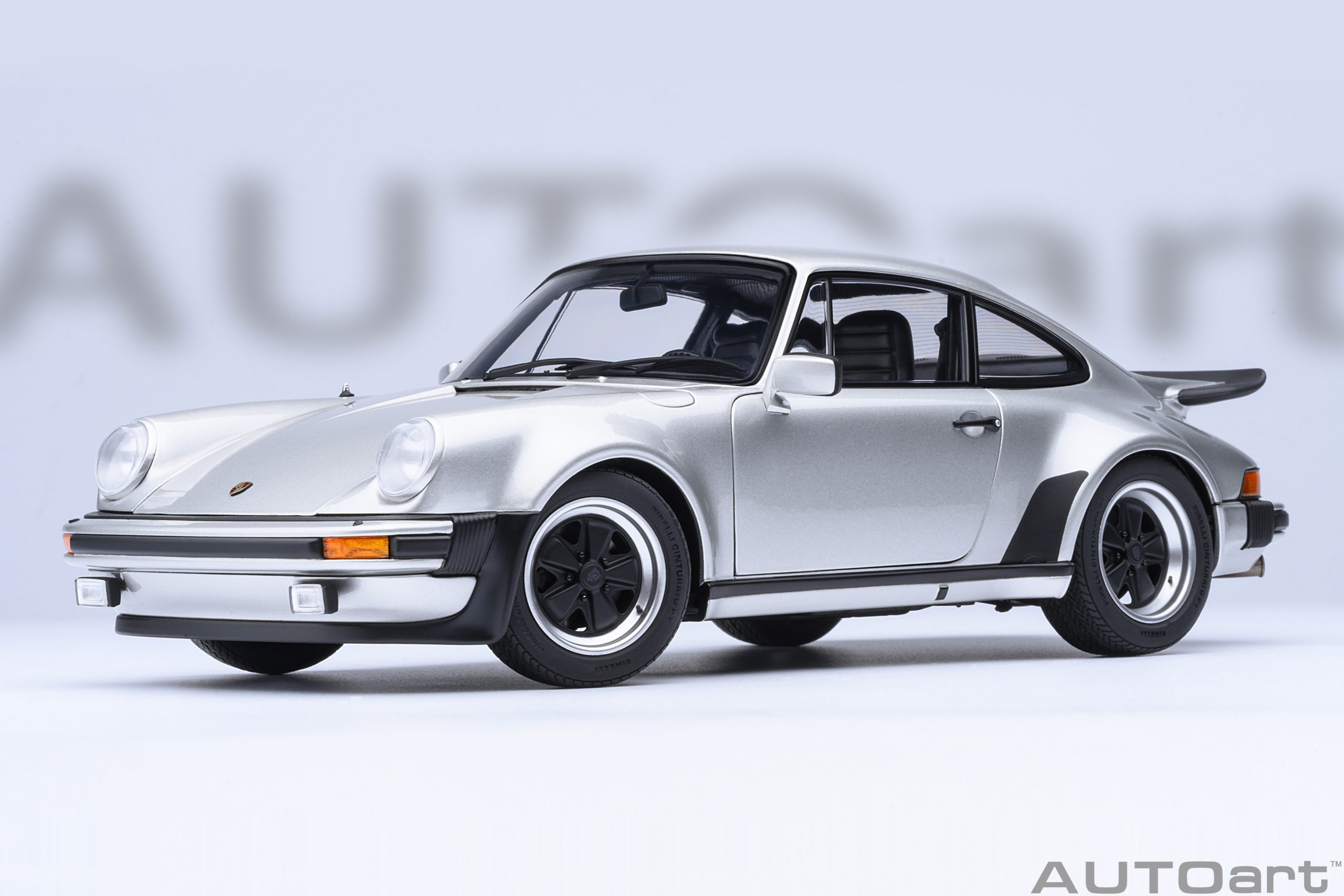 78110 Porsche 911 (930) Turbo 3.0 silber