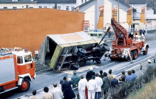Podszun 829 Magirus Kranwagen