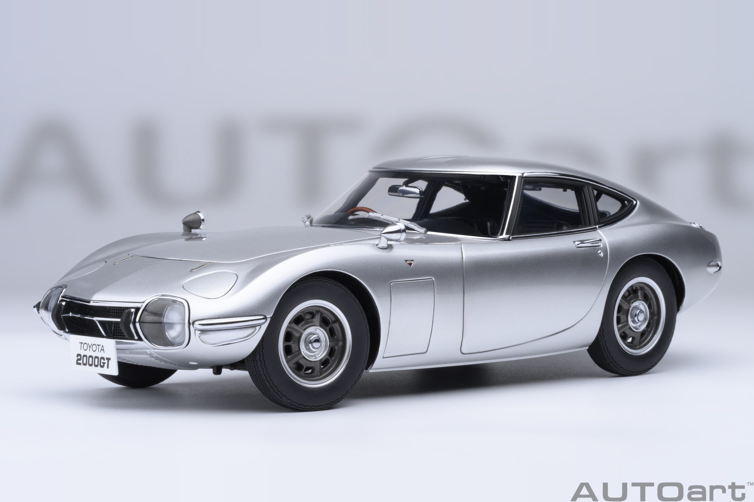 79548 Toyota 2000GT silber (1967)