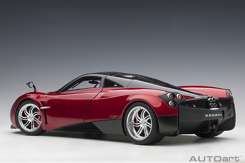 12234 Pagani Huayara rotmetallic 2011
