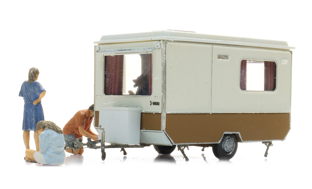 Artitec 387.726 DDR Wohnwagen 'Bastei' auf dem Campingp