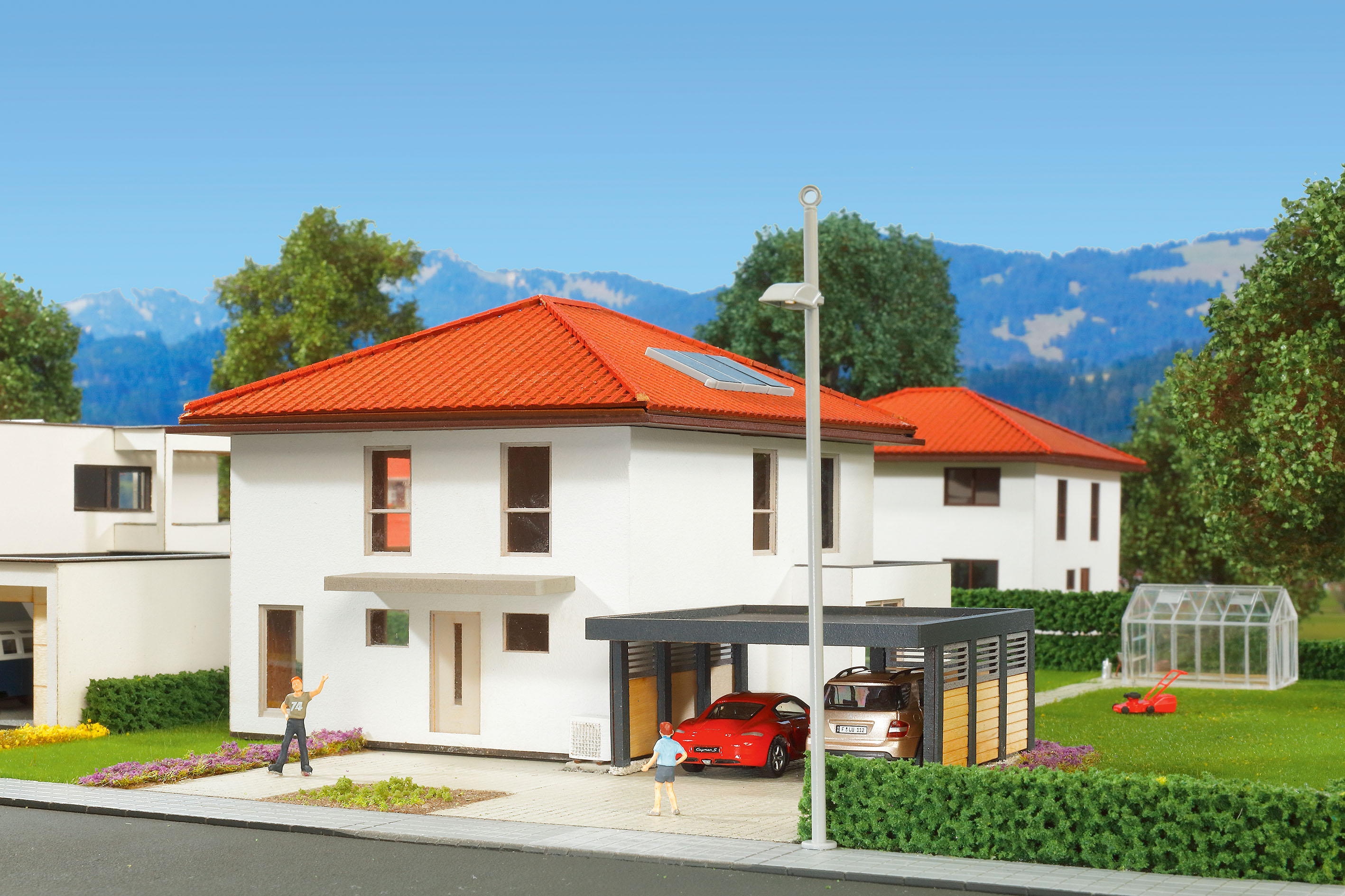 38336 H0 Kubushaus Mia mit Carport