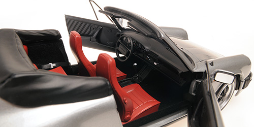 Minichamps 100063034 Porsche 911 Carrera Cabrio grau (1983)
