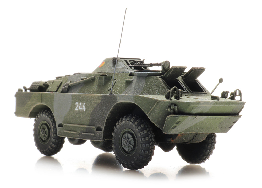 6870496 DDR BRDM 2 NVA
