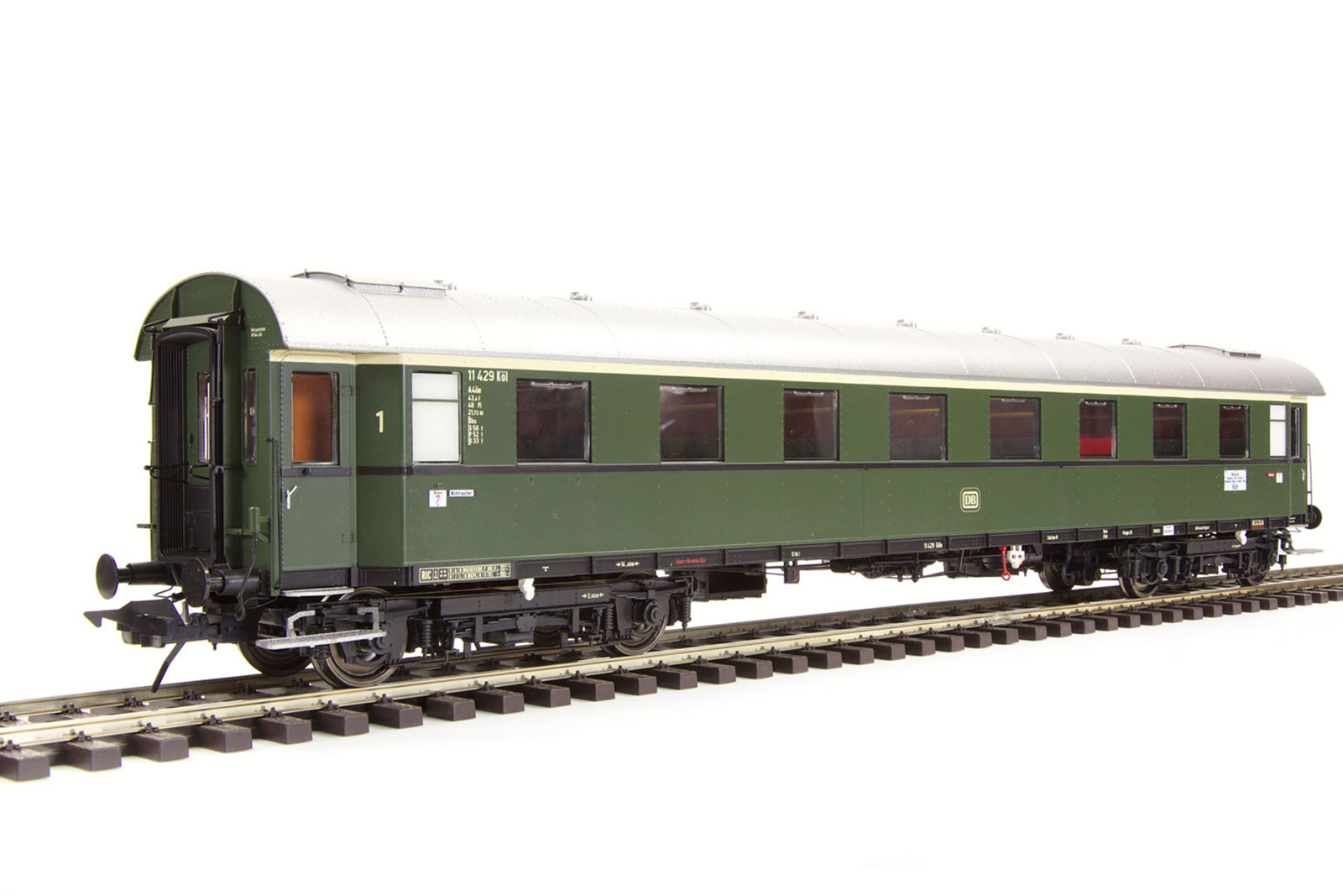 41250-01 DB Personenwagen 1.Kl. Ep.3 grün