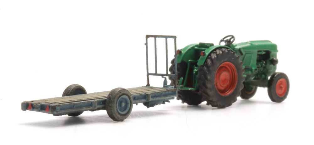 Artitec 316.155 Deutz D30 Obstgartentraktor mit Anhänger