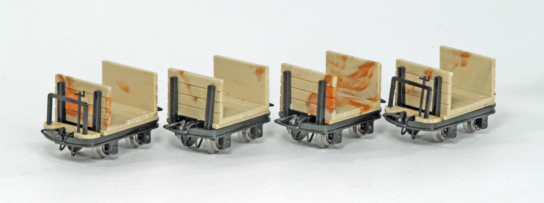 Minitrains 3114 Stirnbordloren 2 ohne und 2 mit Bremse