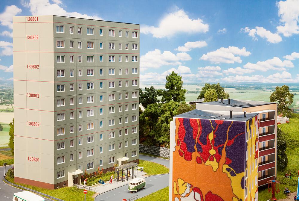 130801 Plattenbau P2 Basispackung