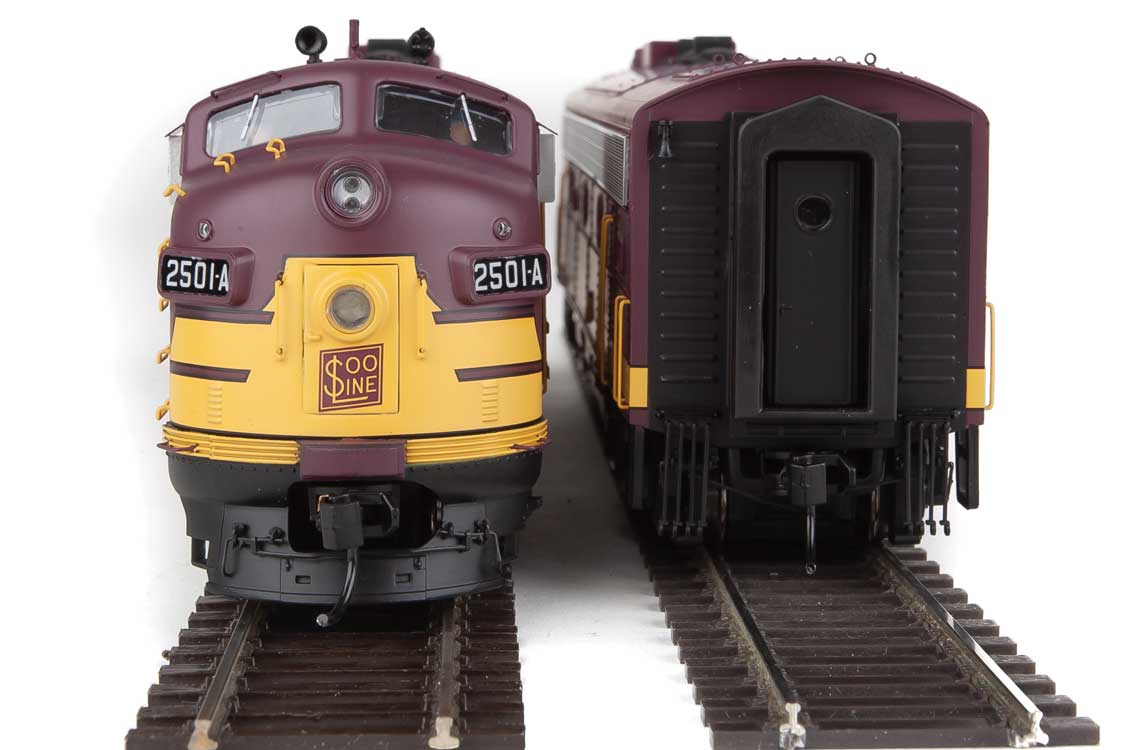 WalthersProto 42521 SOO Line Dieselloks FP7/F7B #2501A/C