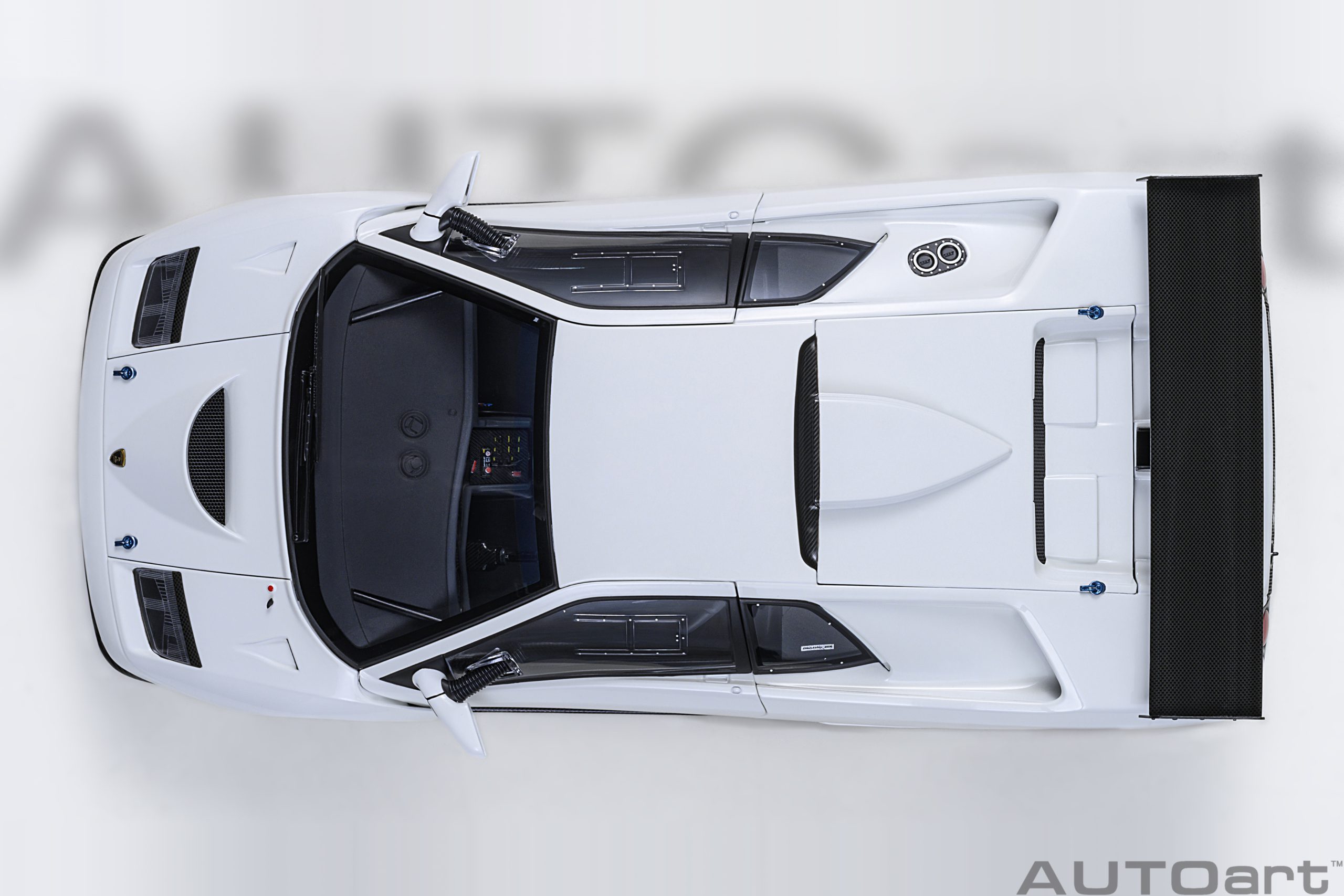 AUTOart 79136 Lamborghini Diablo GT-R 1999 impact whi