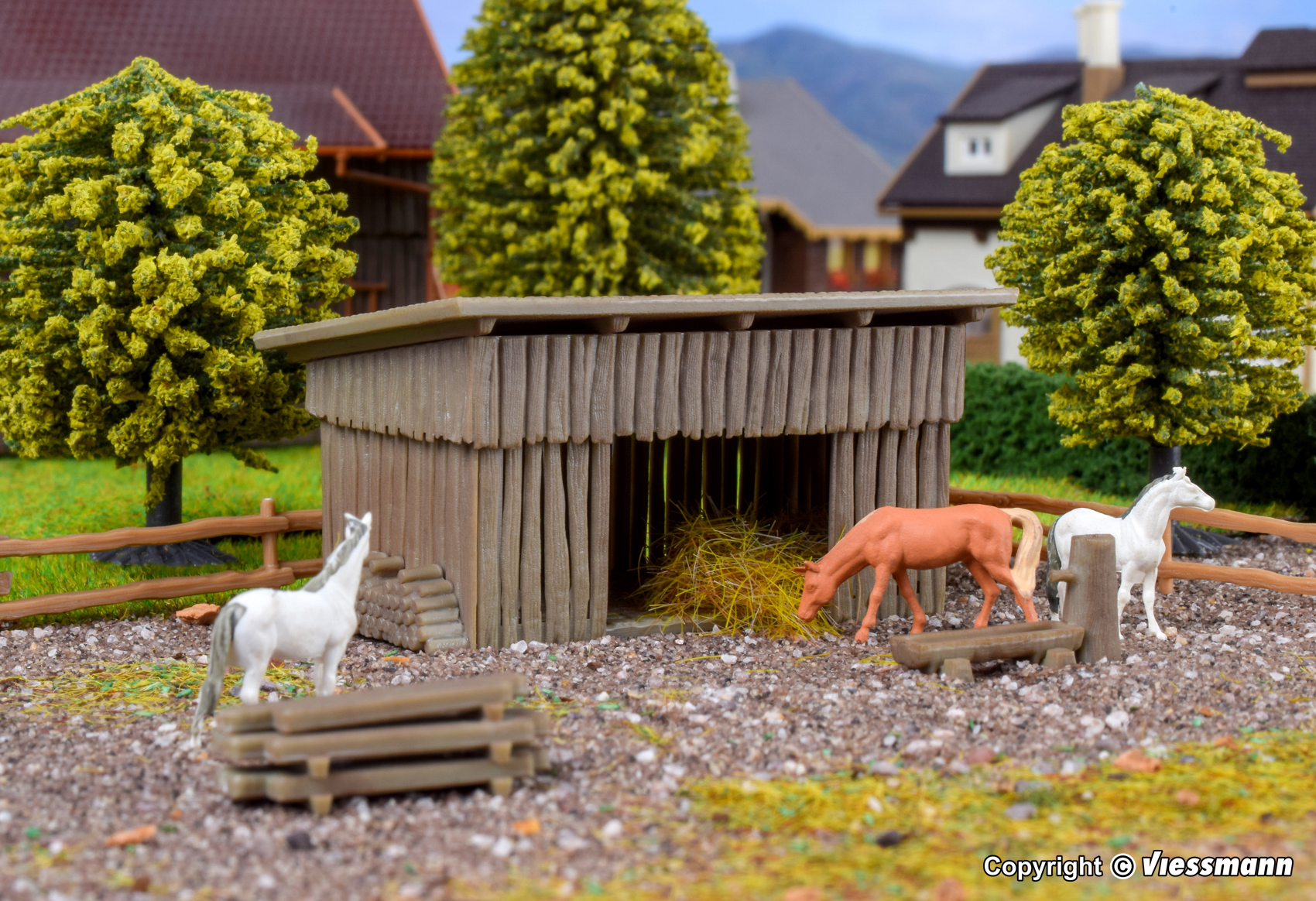 47716 Viehunterstand mit Weidezaun