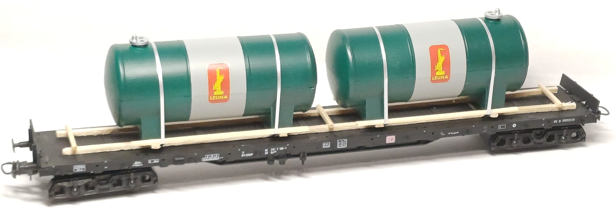 2545 Ladegut große Kessel LEUNA 200 mm
