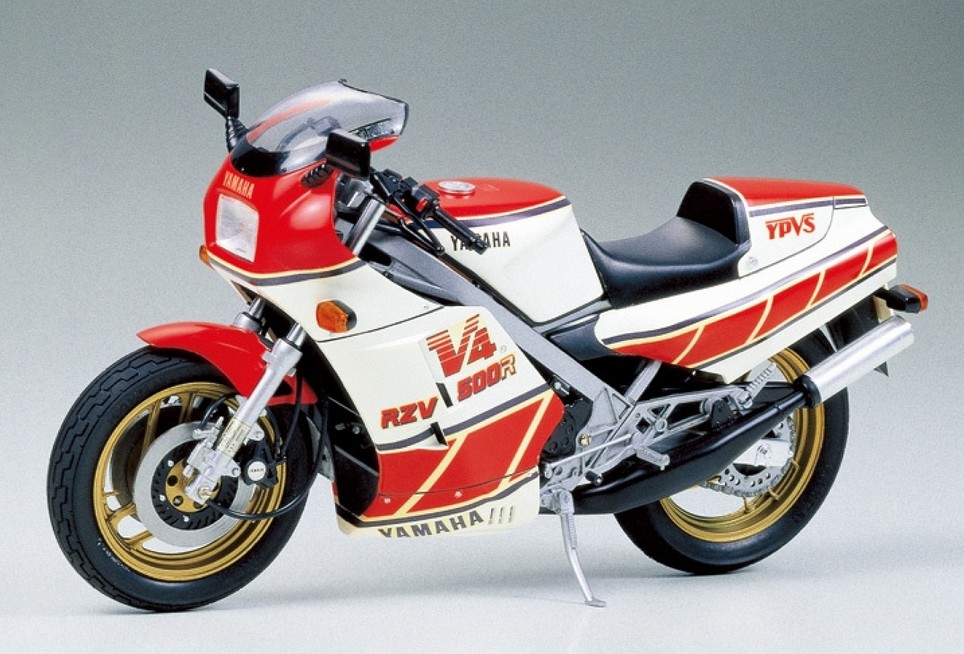 14037 Yamaha RZV500R 1983