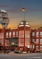 Kibri 39847 Verwaltungsturm mit Übergängen