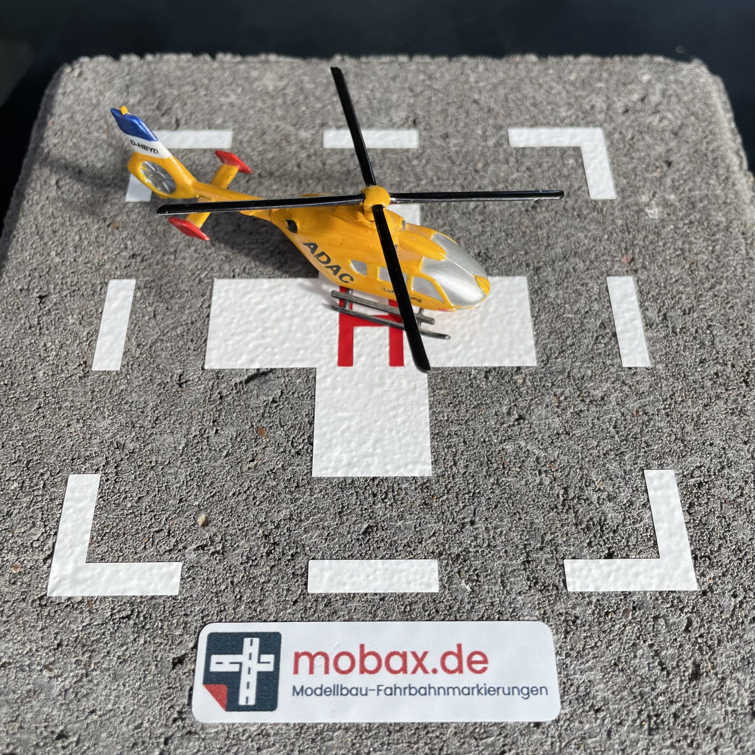 Mobax INT-W-14-N Hubschrauberlandeplatz Hospital 2-farbig