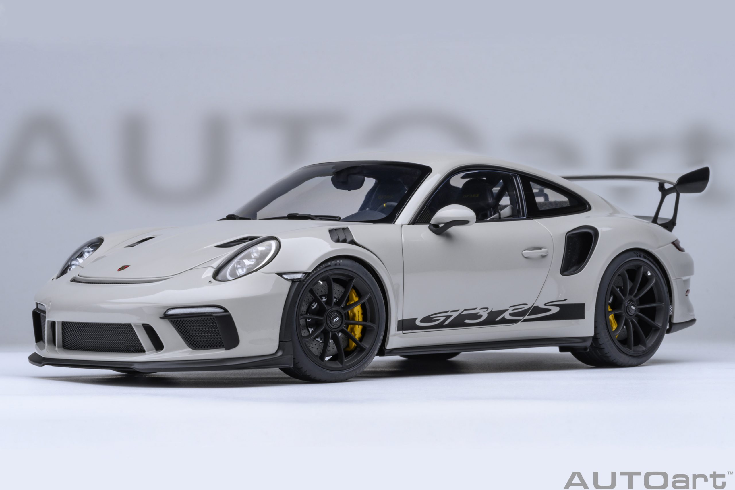 78180 Porsche 911(991.2) GT3 RS 2017 (crayon)