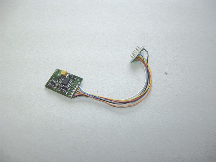 56122 Digital-Decoder 8-polig NEM 652