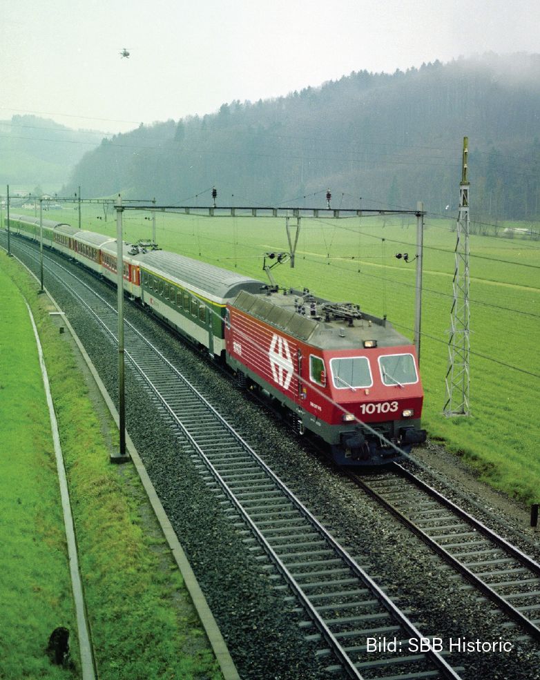 ESU 31660 SBB E-Lok Re 4/4 IV 10103 Ep.4