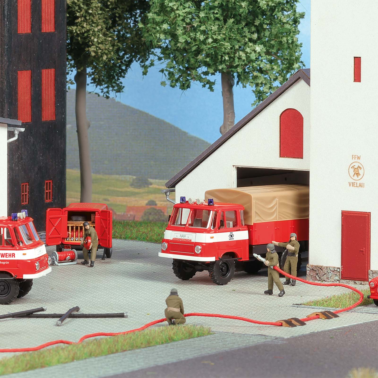 Busch Autos 50258 Robur LO2002 JFW Vielau