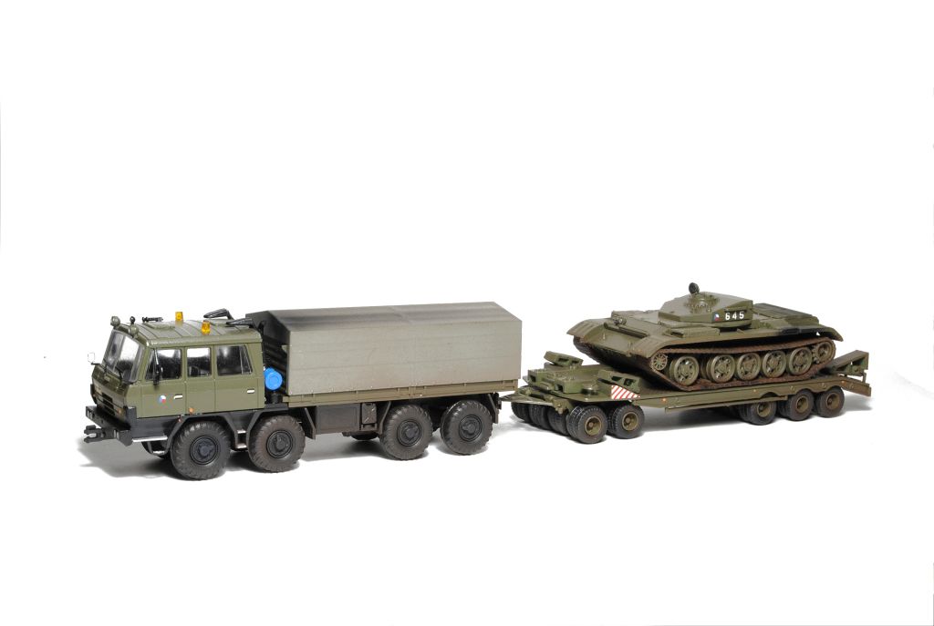 SDV model 87191 Tatra 815 8x8 VT, P-50, T-55C-2 Favorit