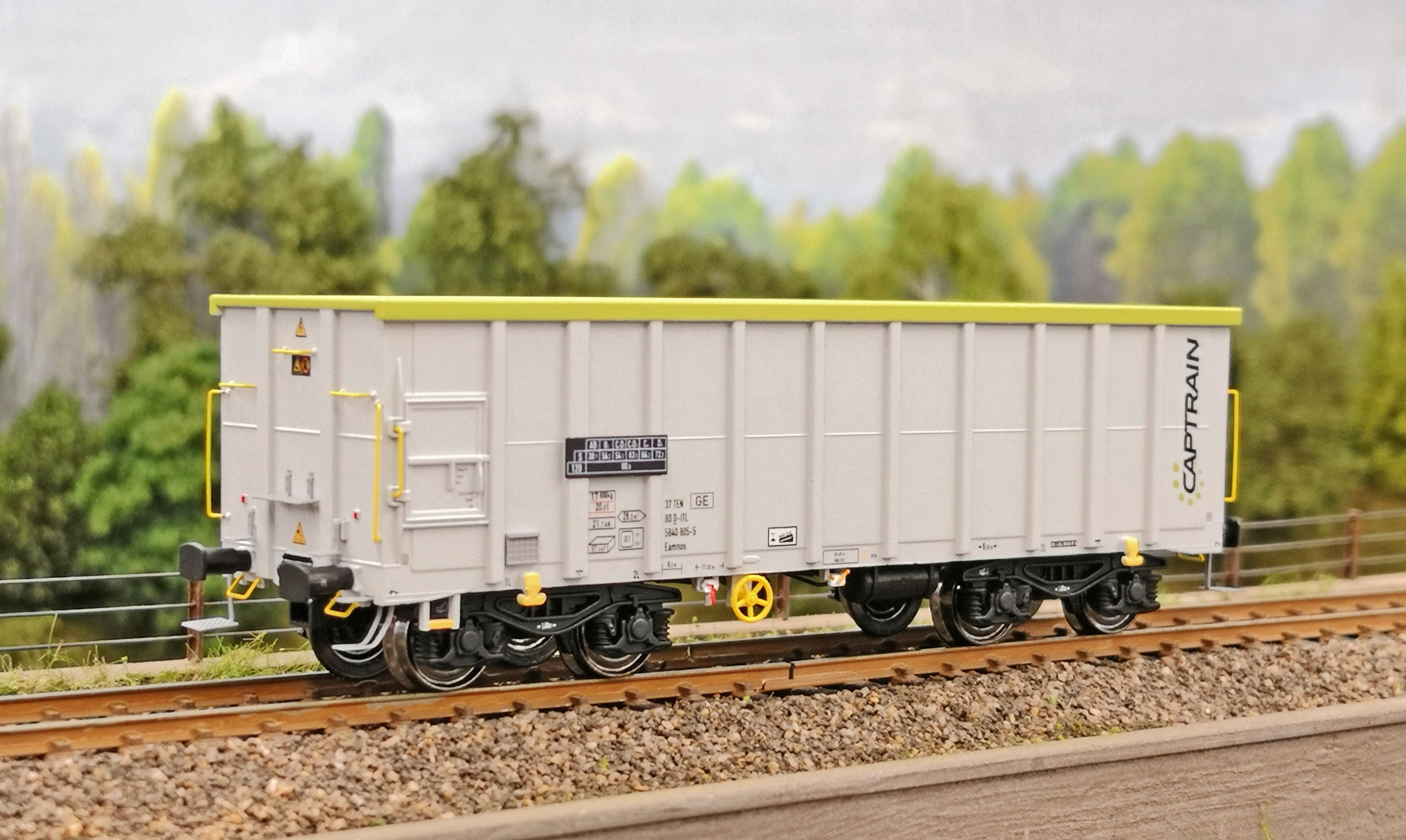 NME 542650 CAPTRAIN off. Güterwagen Eamnos Ep.6 AC