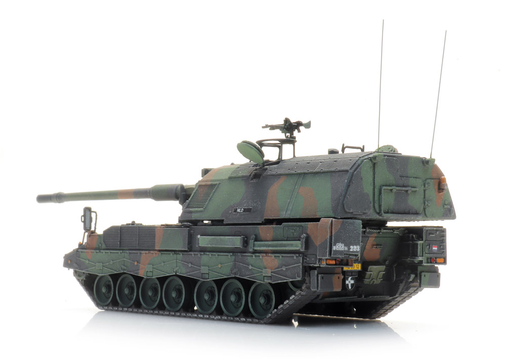 6870666 Panzerhaubitze 2000 (NL)