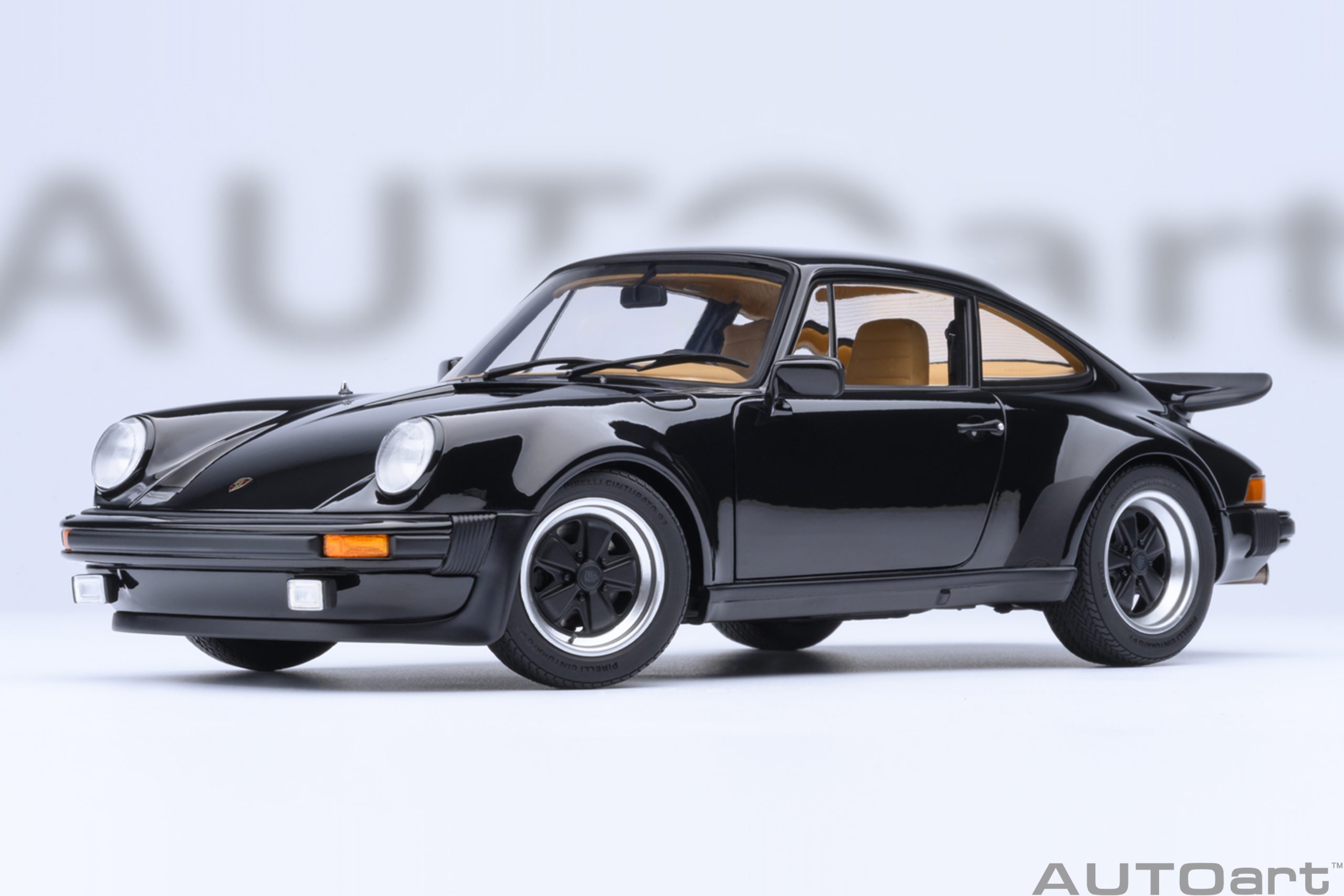 78111 Porsche 911 (930) Turbo 3.0  schwarz