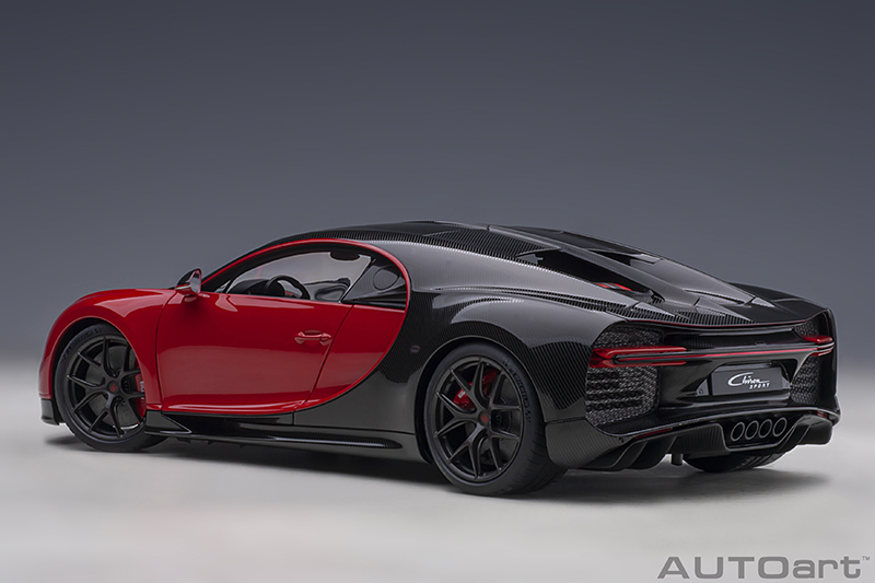 AUTOart 70996 Bugatti Chiron Sport italienrot / carbon