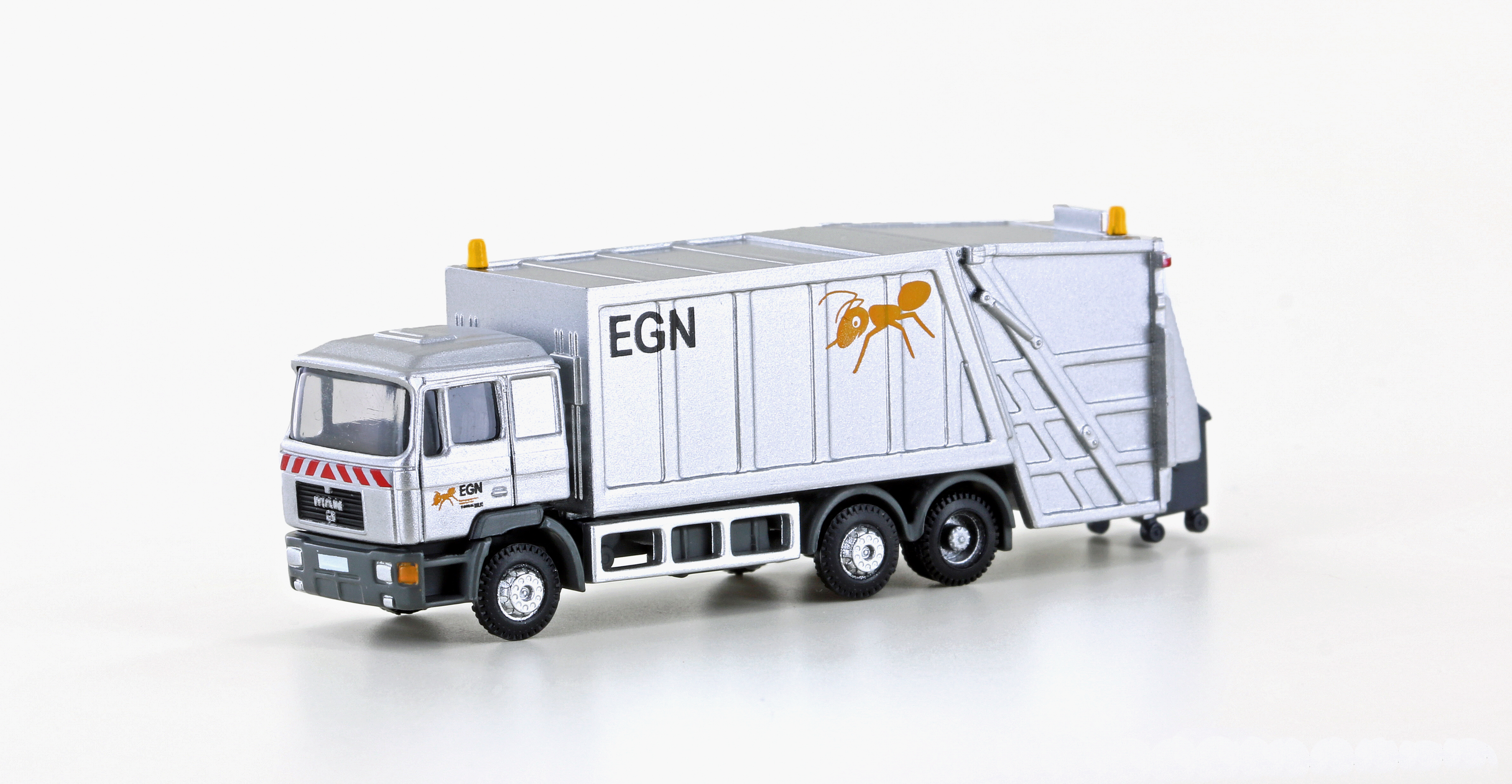 4664 MAN F90 Müllwagen EGN