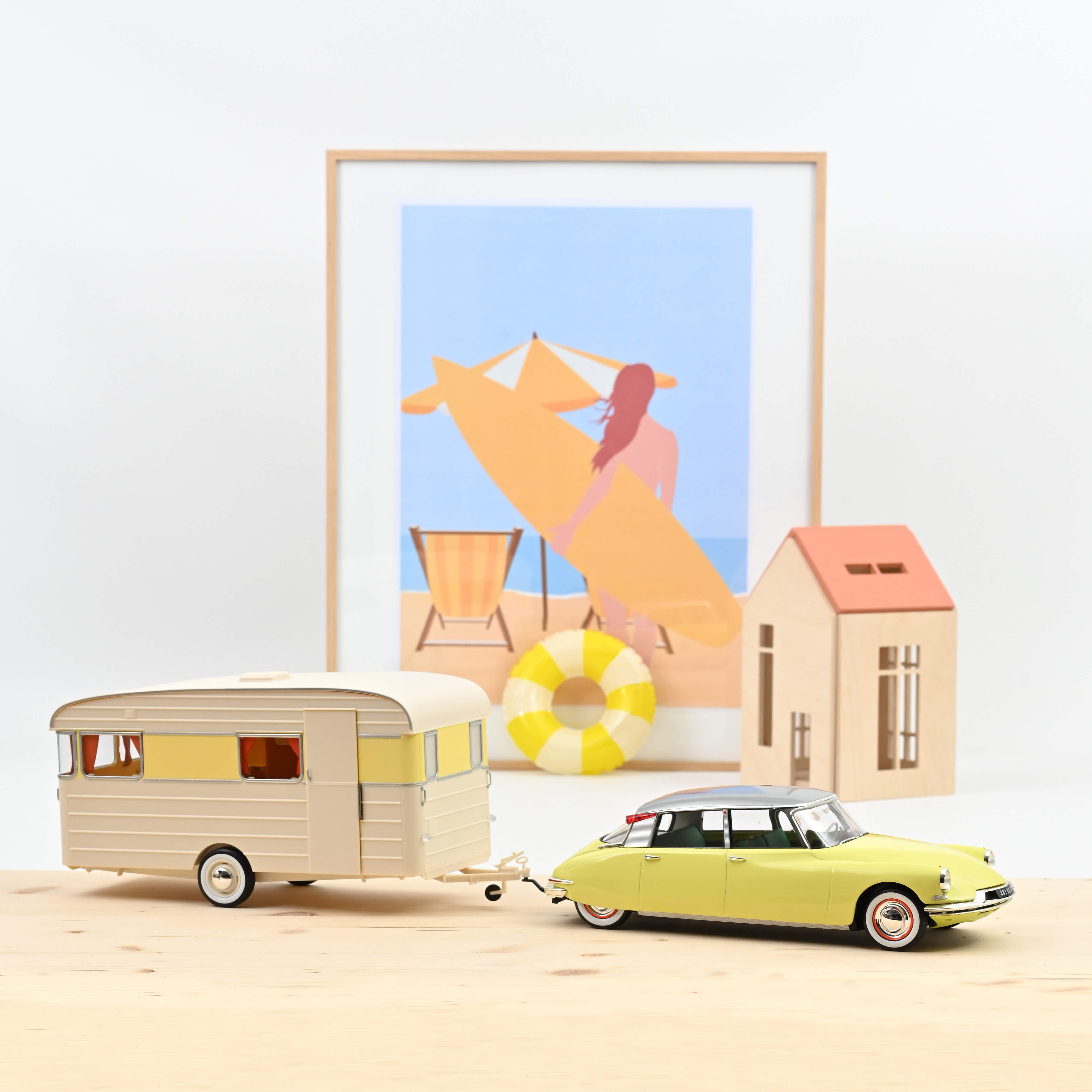 181762 Citroen DS19 mit Wohnwagen