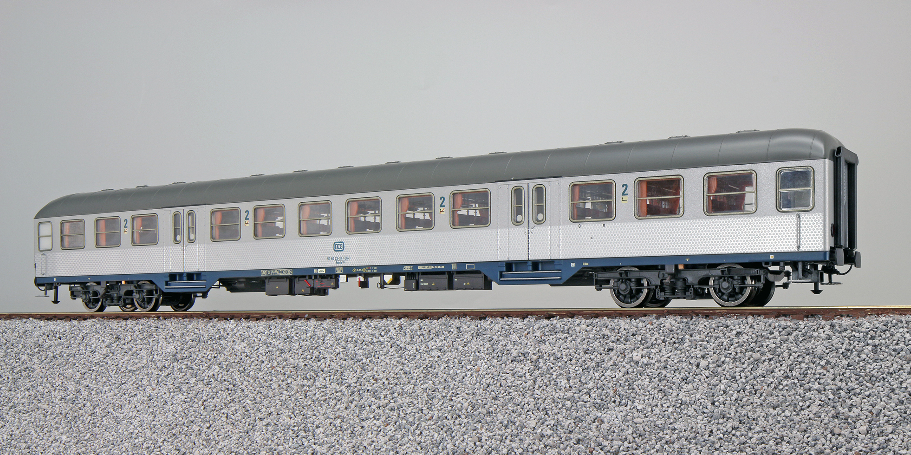36483 DB Personenwagen Bnrz 725 2.Kl. Ep.4