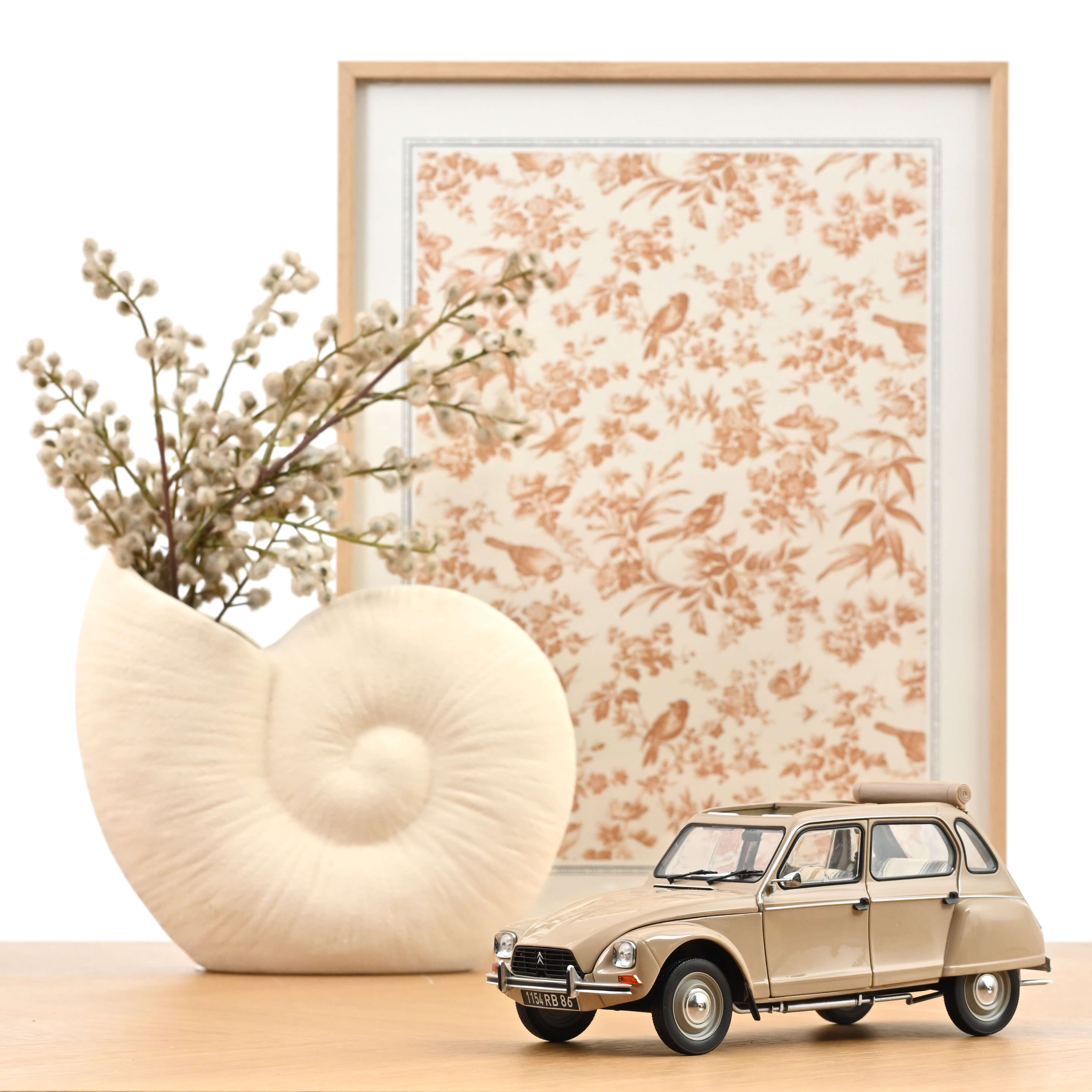 181617 Citroen Dyane beige (1983)