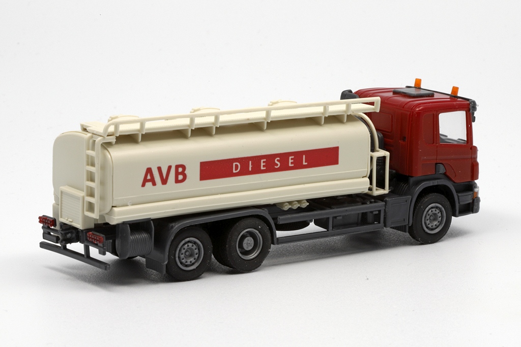 OLM Design OLM-118 Scania P Tank-Lkw ohne Werbung ! (3a)