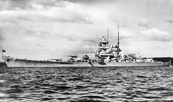 Trumpeter 753714 German Battleship Gneisenau 03714