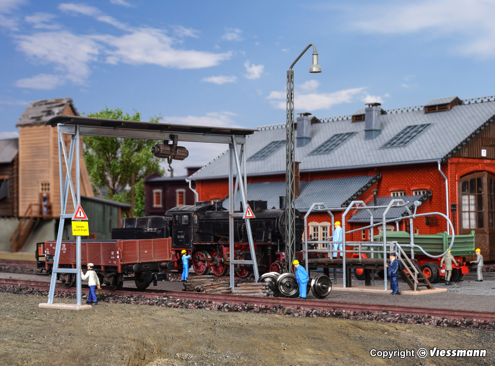 45747 Rohrblasgerüst und Bockkran
