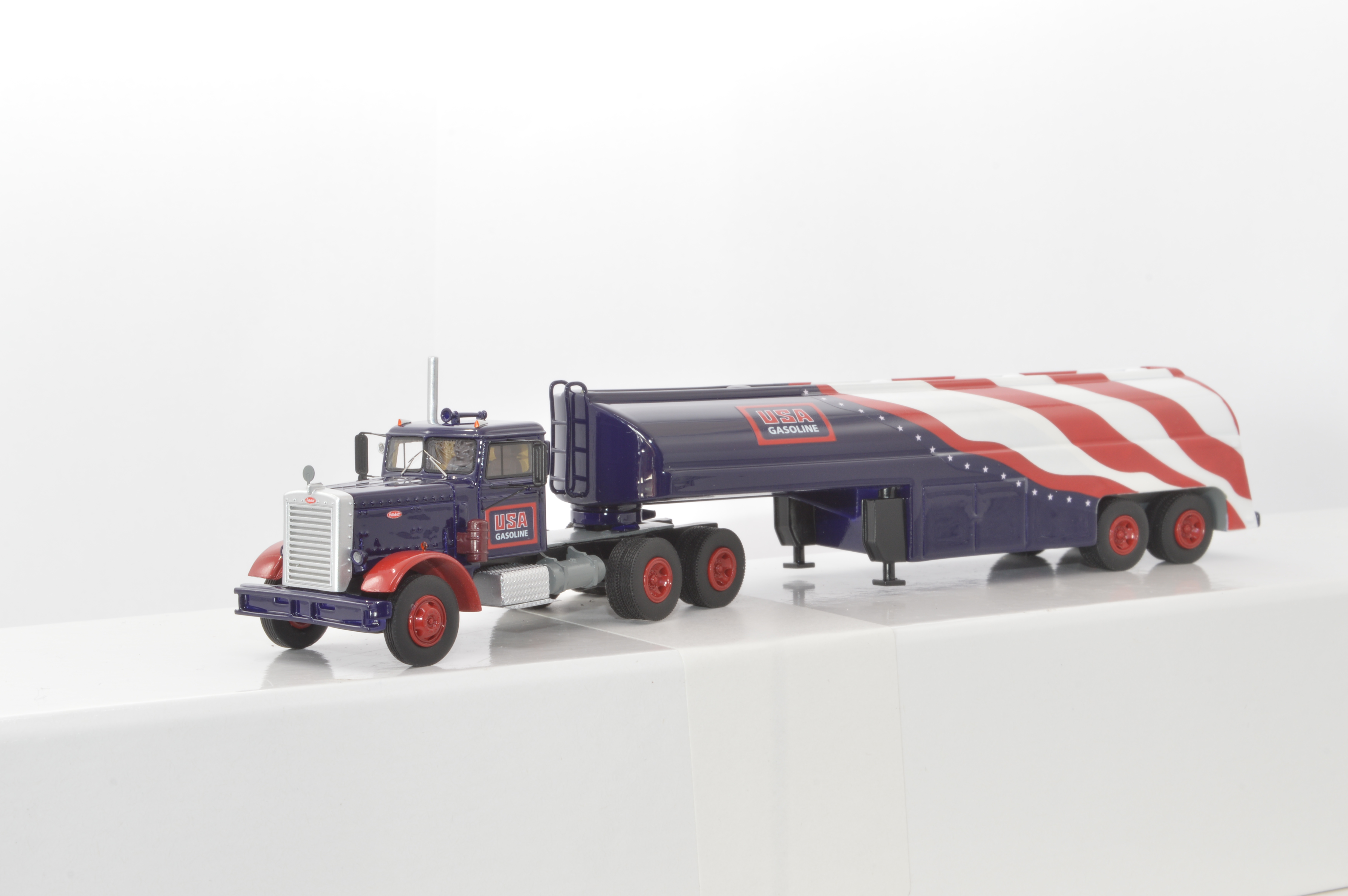 NA99164 Peterbilt 281 Tank-SZ US Gasoline