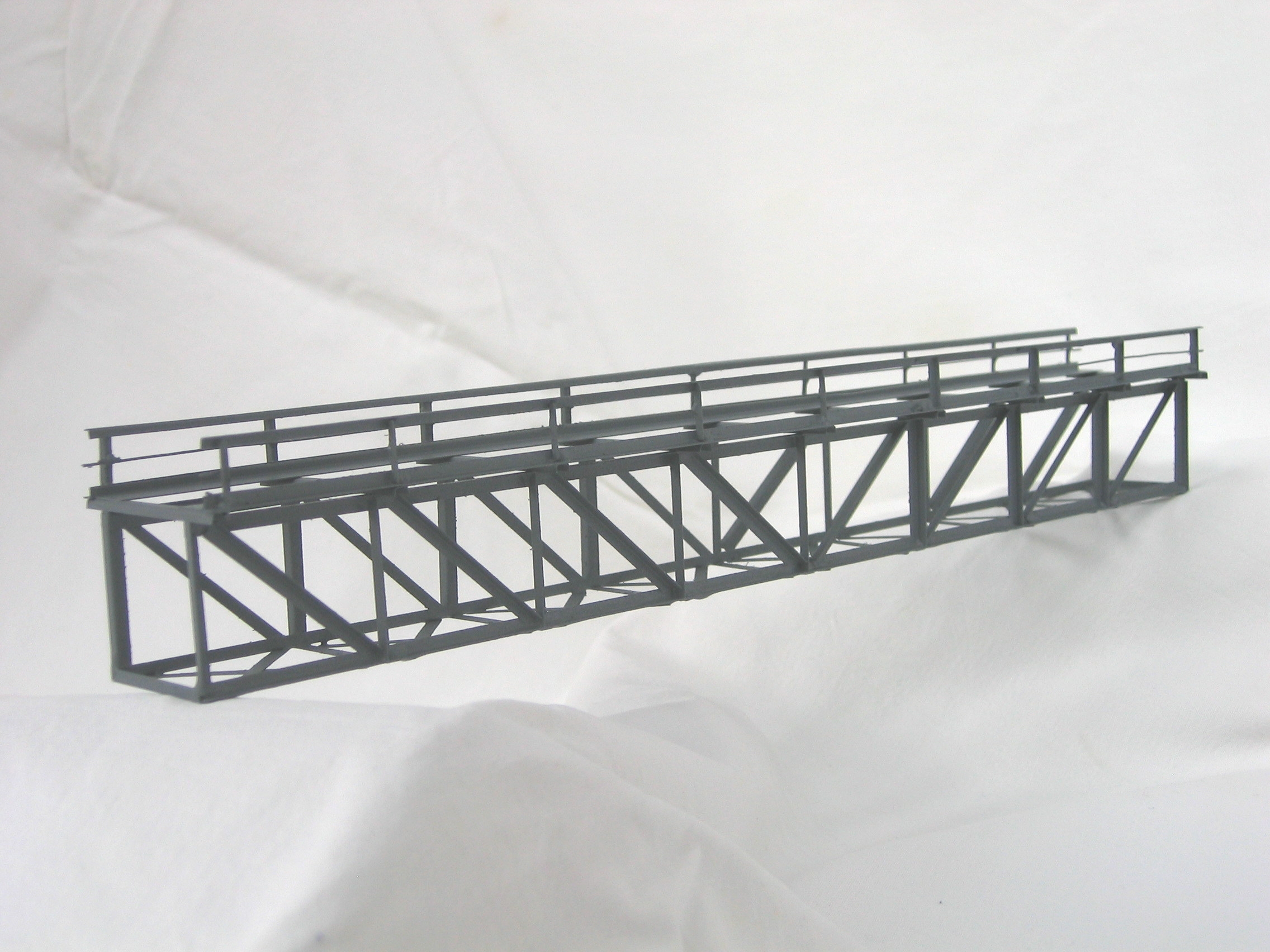 Hack KT30 Unterzug-Kastenbrücke 30cm, grau