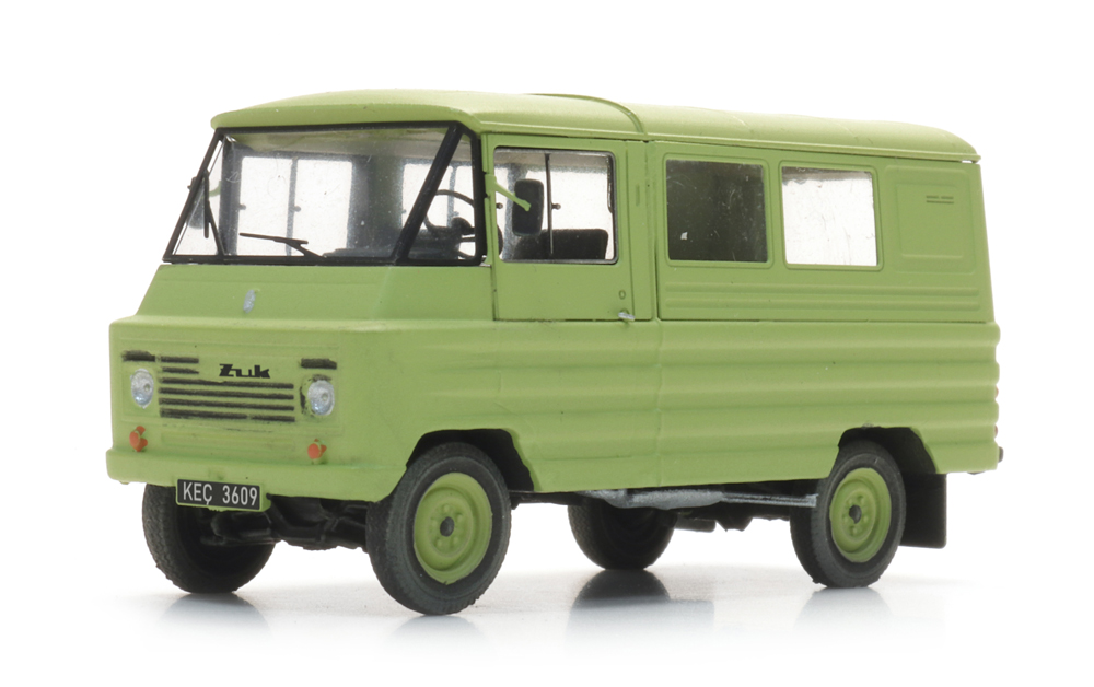 Artitec 387.742 Zuk A06 Kleinbus grün