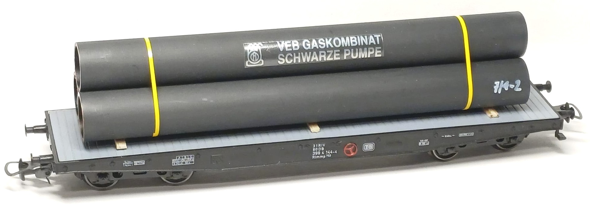 LOEWE 2560 Ladegut Stahlrohre SCHWARZE PUMPE 140 mm